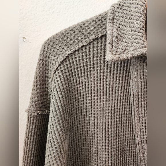 Aerie American Eagle Lumber Jane Waffle Polo Oversized Pullover Top Green Medium - Picture 4 of 8